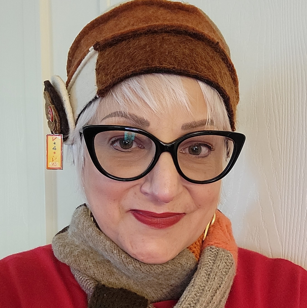 Karen⭐Ambassador⭐ - Picture 9 of 15